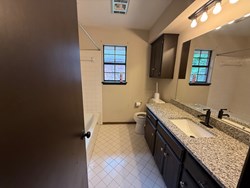 1908 Magnolia Ln, Edmond