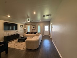 2800 Stormy St, Yukon