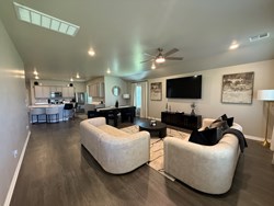 2800 Stormy St, Yukon