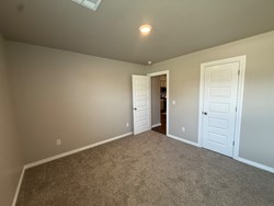 2800 Stormy St, Yukon