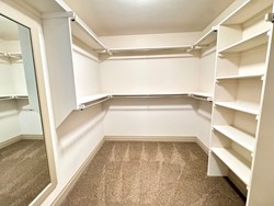 2433 Santa Monica St, Edmond