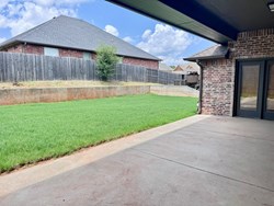2433 Santa Monica St, Edmond