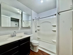 225 E 5th St, Edmond