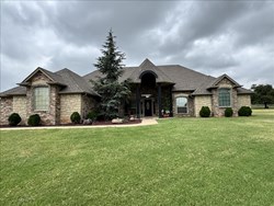 8147 Shadow Lake Dr, Blanchard