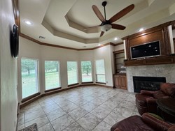 8147 Shadow Lake Dr, Blanchard