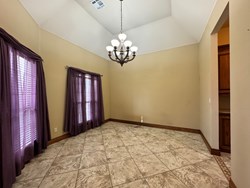 8147 Shadow Lake Dr, Blanchard