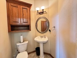 8147 Shadow Lake Dr, Blanchard