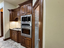 8147 Shadow Lake Dr, Blanchard
