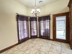 8147 Shadow Lake Dr, Blanchard
