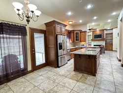8147 Shadow Lake Dr, Blanchard
