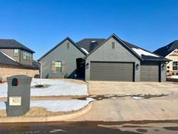 9333 SW 42nd St, Oklahoma City