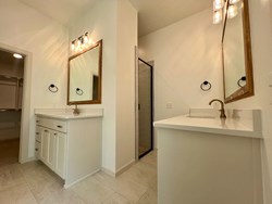 9333 SW 42nd St, Oklahoma City