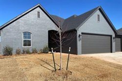 9333 SW 42nd St, Oklahoma City
