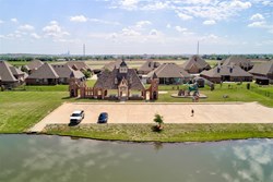 9333 SW 42nd St, Oklahoma City