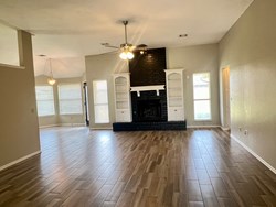 9300 Buttonwood Ave, Moore