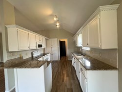 9300 Buttonwood Ave, Moore