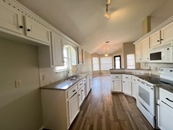 9300 Buttonwood Ave, Moore