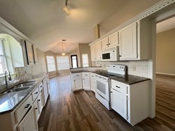 9300 Buttonwood Ave, Moore