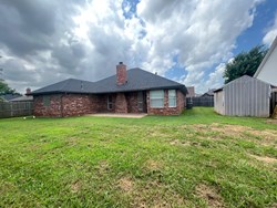 9300 Buttonwood Ave, Moore