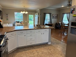 410 E 4th St, Skiatook