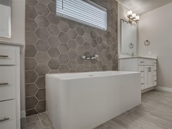 520 NW 176th Ter, Edmond