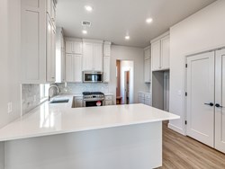 29596 Memory Ln Unit B, Norman