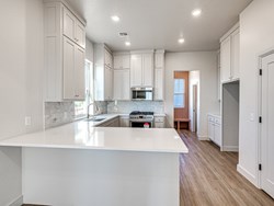 29596 Memory Ln Unit B, Norman