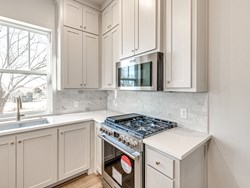 29596 Memory Ln Unit B, Norman