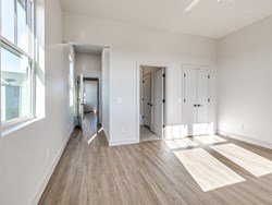29596 Memory Ln Unit B, Norman