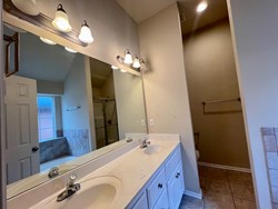 2205 SW 93rd St, Oklahoma City