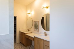 2117 Aminas Way, Yukon
