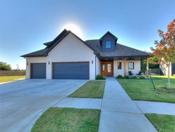 2117 Aminas Way, Yukon