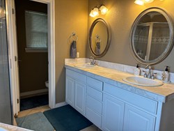 8040 Silverado Rd, Claremore
