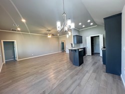 8722 SW 40th Ter, Oklahoma City