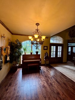 8900 Belcaro Dr, Edmond