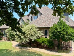 8900 Belcaro Dr, Edmond