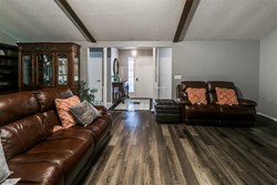 100 Three Oaks Dr, Midwest City