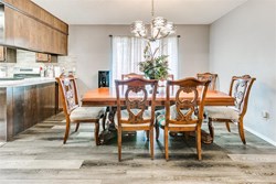 100 Three Oaks Dr, Midwest City