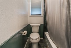 100 Three Oaks Dr, Midwest City