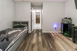100 Three Oaks Dr, Midwest City