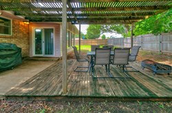 100 Three Oaks Dr, Midwest City