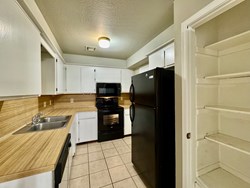 240 Barrett Pl, Edmond