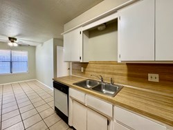 240 Barrett Pl, Edmond
