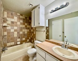 240 Barrett Pl, Edmond