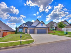 8216 Crew Ln, Edmond