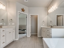 8216 Crew Ln, Edmond