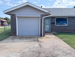 120 N Blackwelder Ave, Edmond