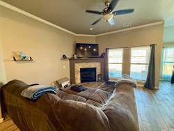 9401 NW 87th St, Yukon