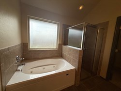 19132 Cottonwood Ct, Edmond