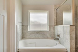 18500 Summer Grove Ave, Edmond